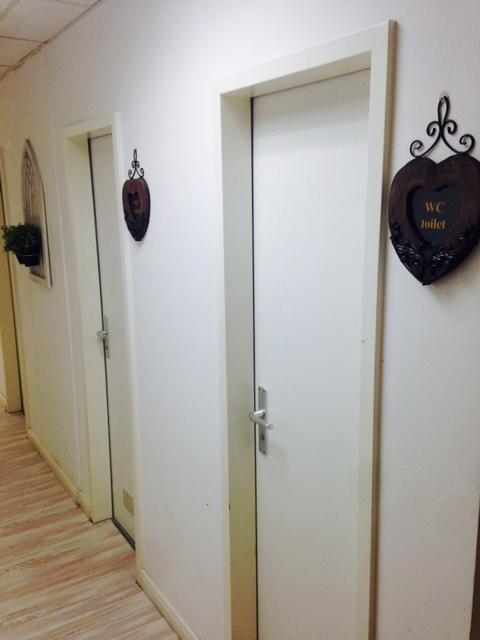 Airport Hostel Халльбергмос Экстерьер фото
